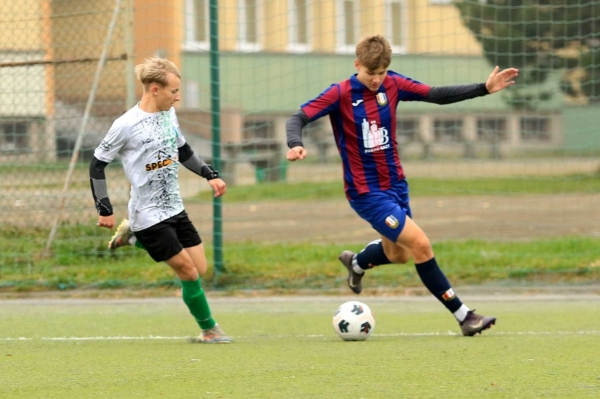 Trampkarze: MKS Iskra Pszczyna - Czułowianka Tychy 16.11.2025