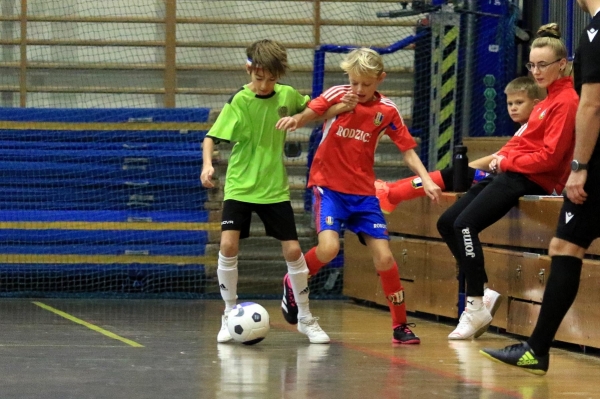 Młodzicy młodsi: Młodzieżowa Liga Futsalu w Goczałkowicach 02.12.2023